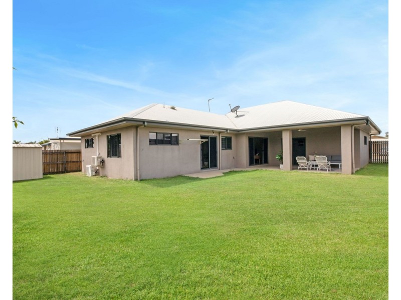 16 Lois Street, Mount Pleasant QLD 4740