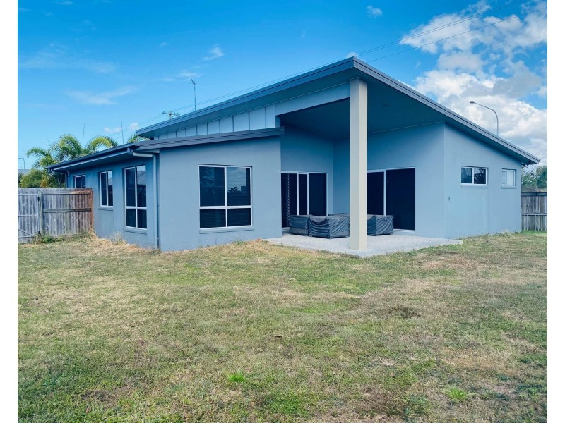 10 Cove Ct, Bakers Creek QLD 4740