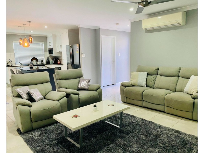 10 Cove Ct, Bakers Creek QLD 4740