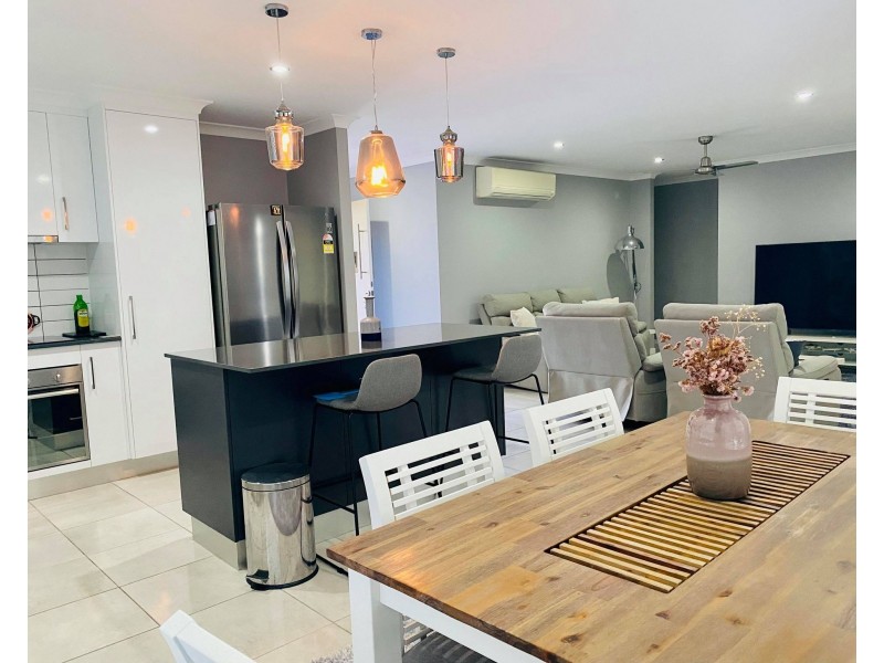 10 Cove Ct, Bakers Creek QLD 4740