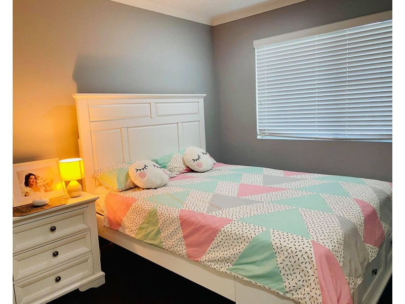 10 Cove Ct, Bakers Creek QLD 4740