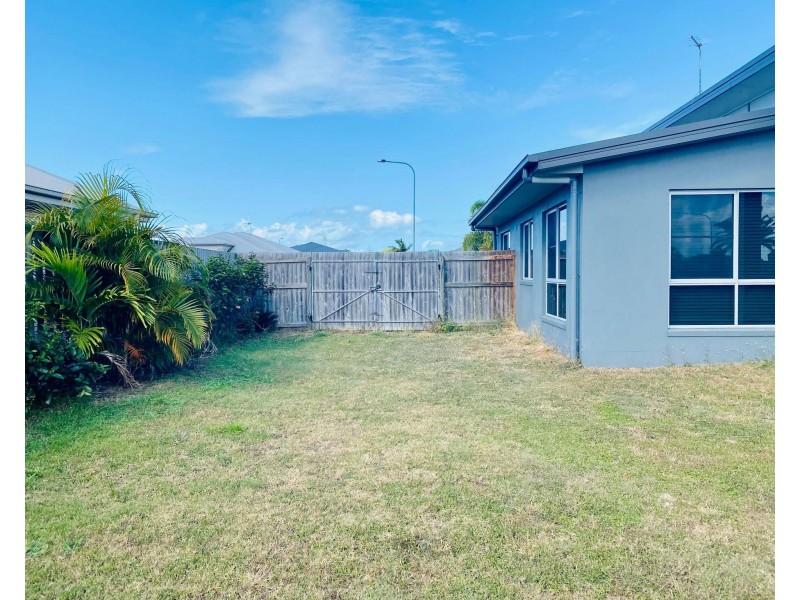 10 Cove Ct, Bakers Creek QLD 4740