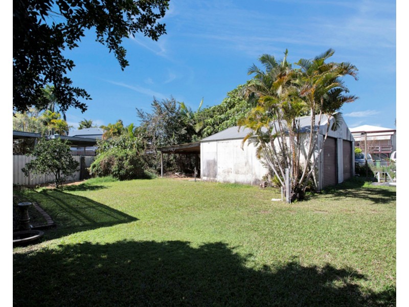 4 Marryatt Street, West Mackay QLD 4740