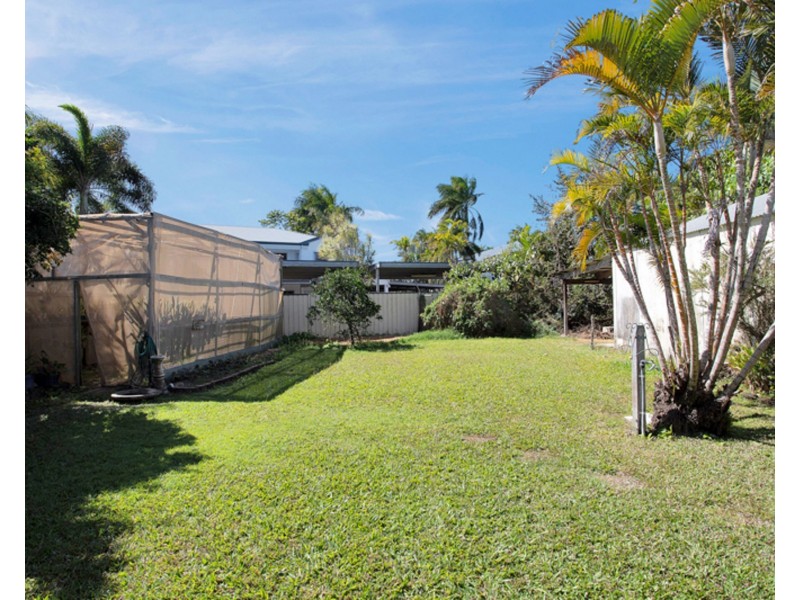 4 Marryatt Street, West Mackay QLD 4740
