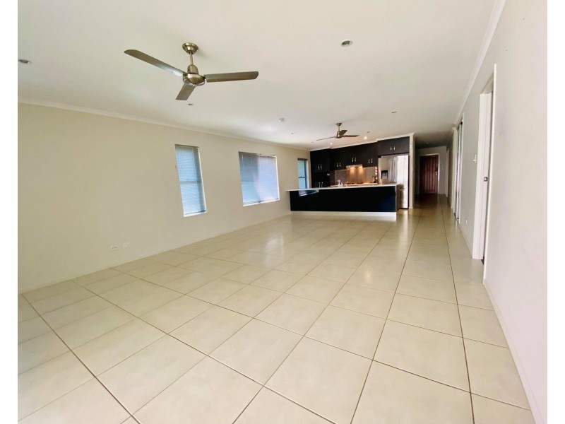 33 Raffia St, Rural View QLD 4740