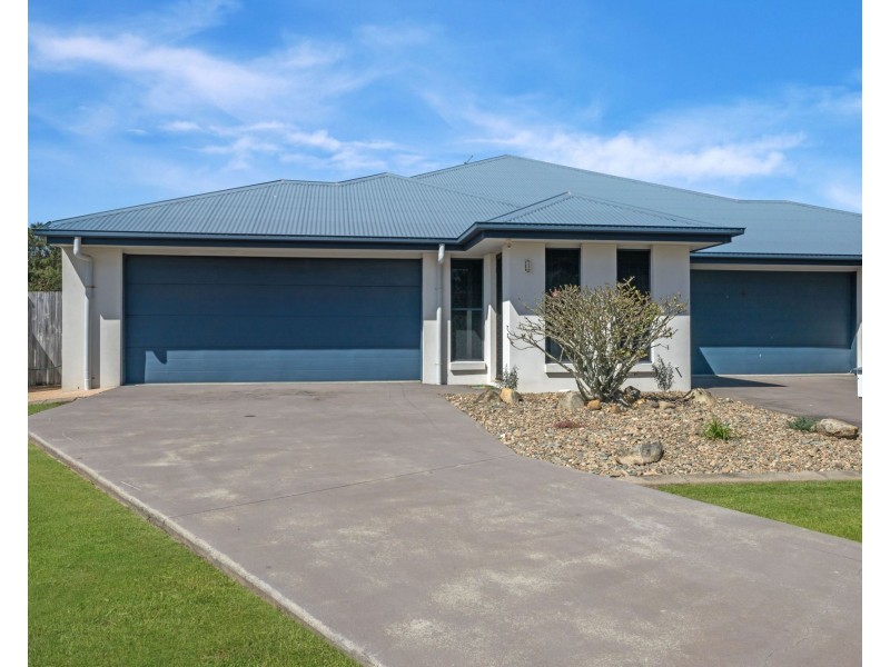 1/15 Bilgola Place, Blacks Beach QLD 4740