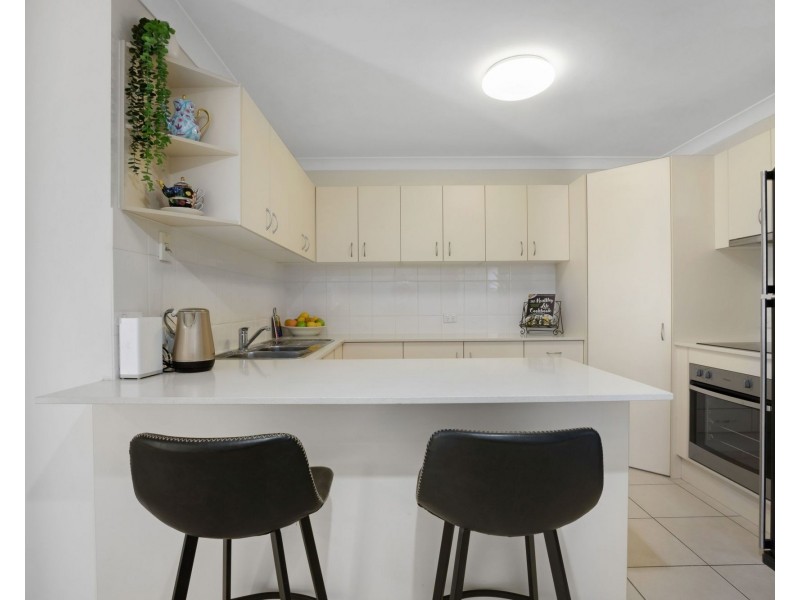 1/15 Bilgola Place, Blacks Beach QLD 4740