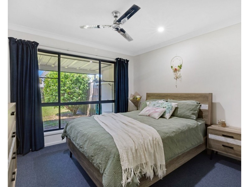 1/15 Bilgola Place, Blacks Beach QLD 4740
