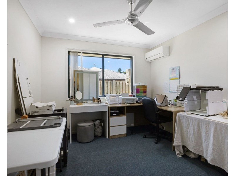 1/15 Bilgola Place, Blacks Beach QLD 4740
