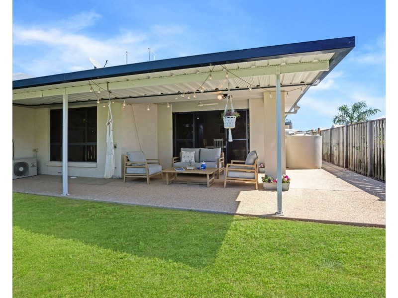 1/15 Bilgola Place, Blacks Beach QLD 4740