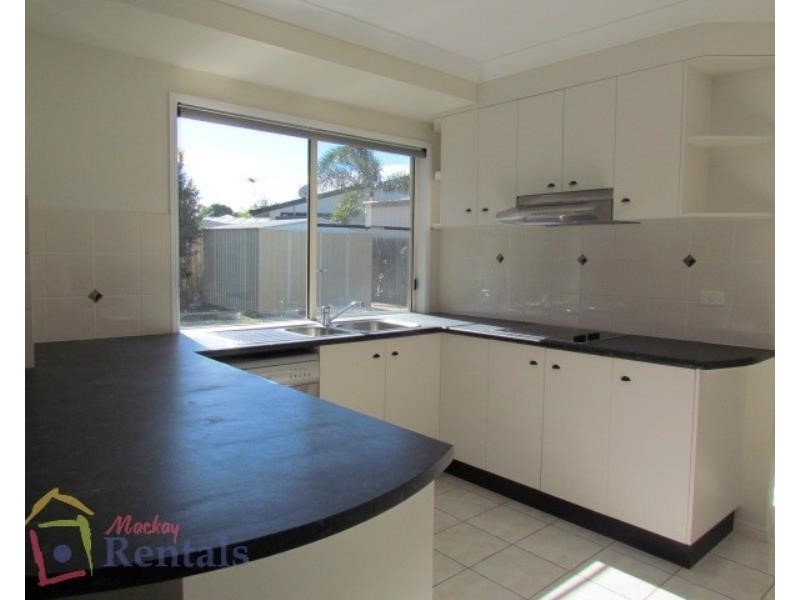 18 Michelle Crescent, Bucasia QLD 4750