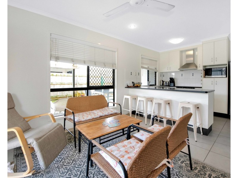 22 Victor Avenue, Glenella QLD 4740