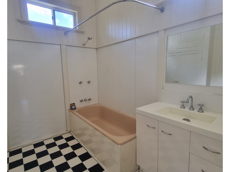 3/74 Evan Street, Mackay QLD 4740