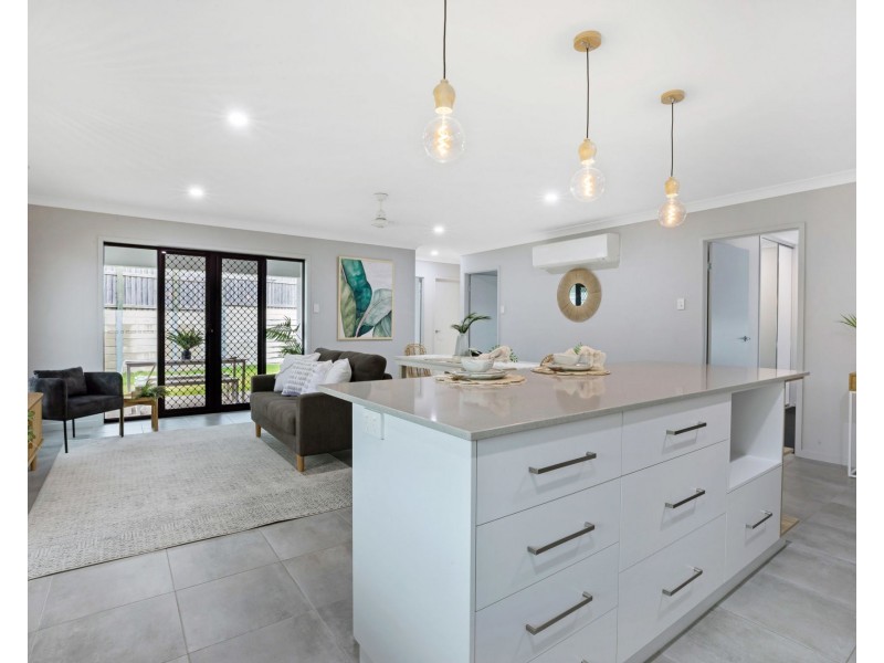 6 Pellage Court, Beaconsfield QLD 4740