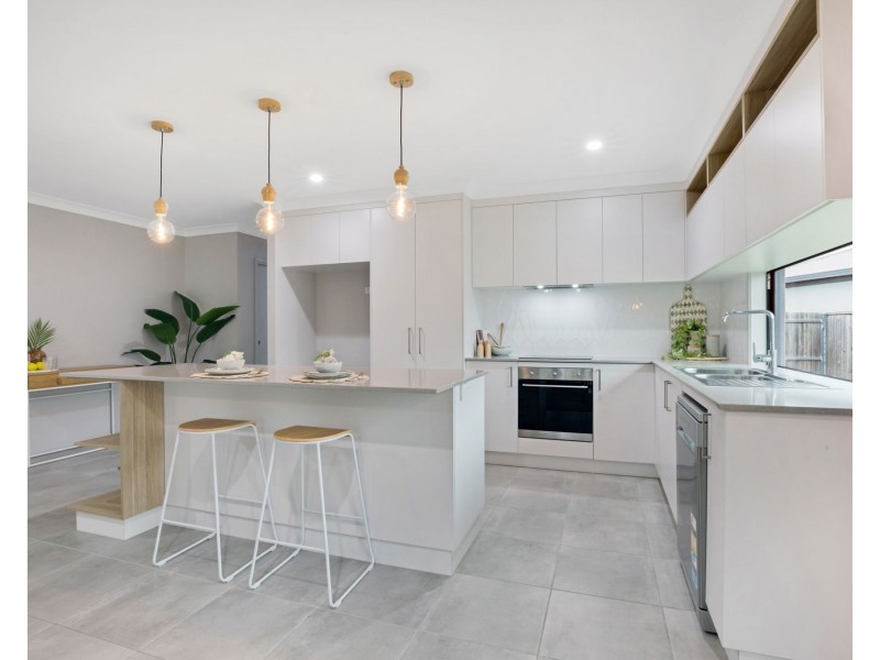 6 Pellage Court, Beaconsfield QLD 4740