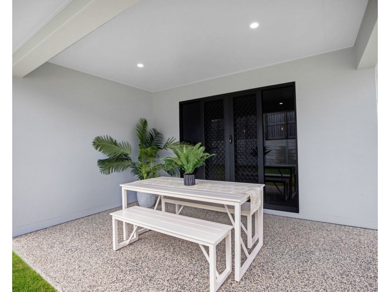 6 Pellage Court, Beaconsfield QLD 4740
