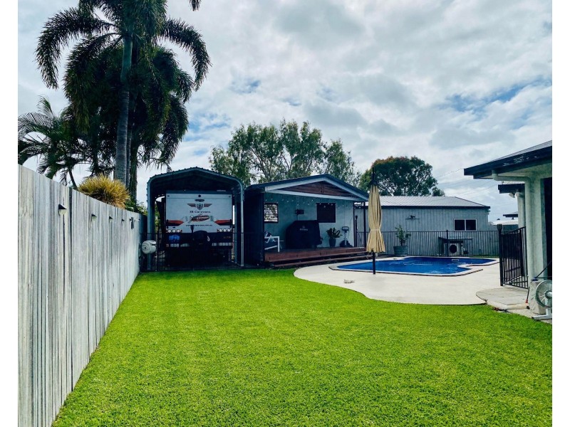 5 Carlow Close, Rural View QLD 4740