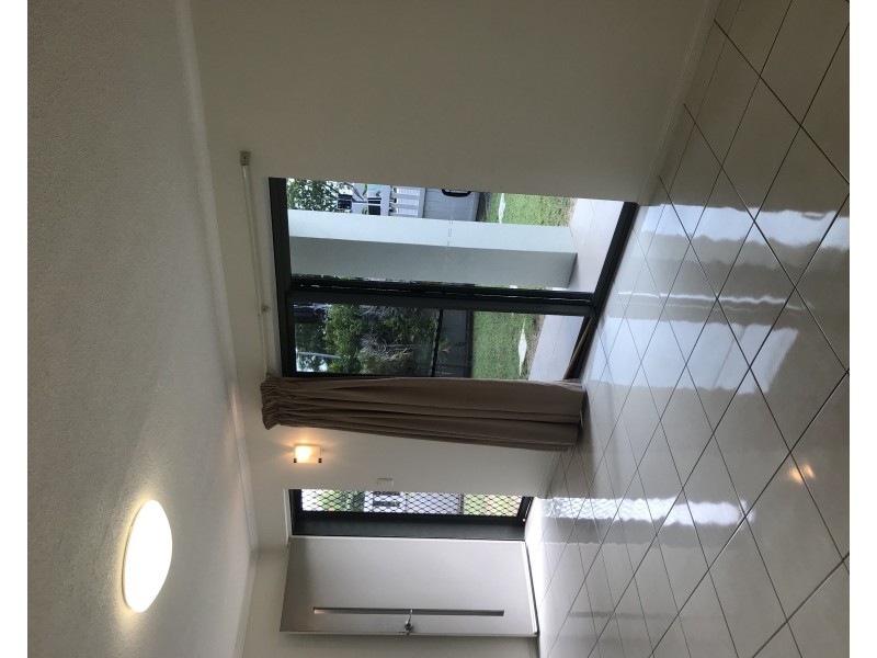 1/361 Alfred Street, Mackay QLD 4740
