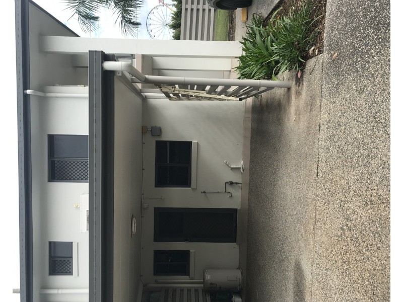 1/361 Alfred Street, Mackay QLD 4740