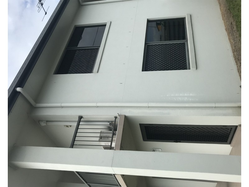 1/361 Alfred Street, Mackay QLD 4740