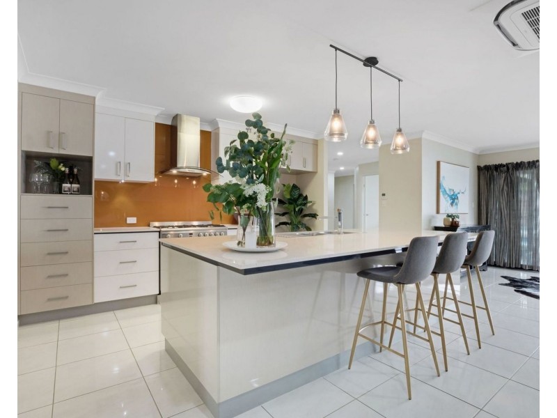 12 Camellen Street, Beaconsfield QLD 4740