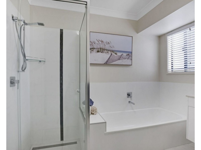 12 Camellen Street, Beaconsfield QLD 4740