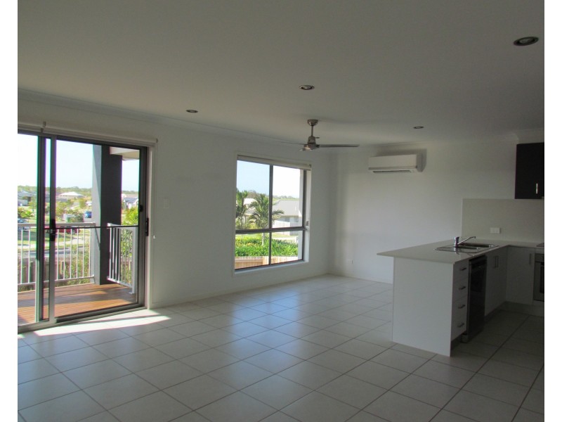 1/35 Avalon Drive, Access 1/19 Brearley Court, Rural View QLD 4740
