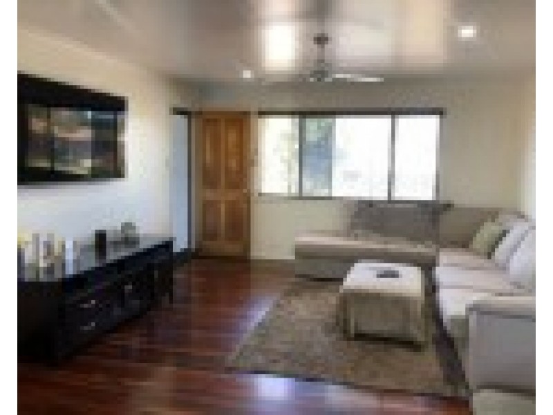 22 Viola Street, Glenella QLD 4740