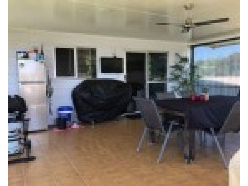 22 Viola Street, Glenella QLD 4740