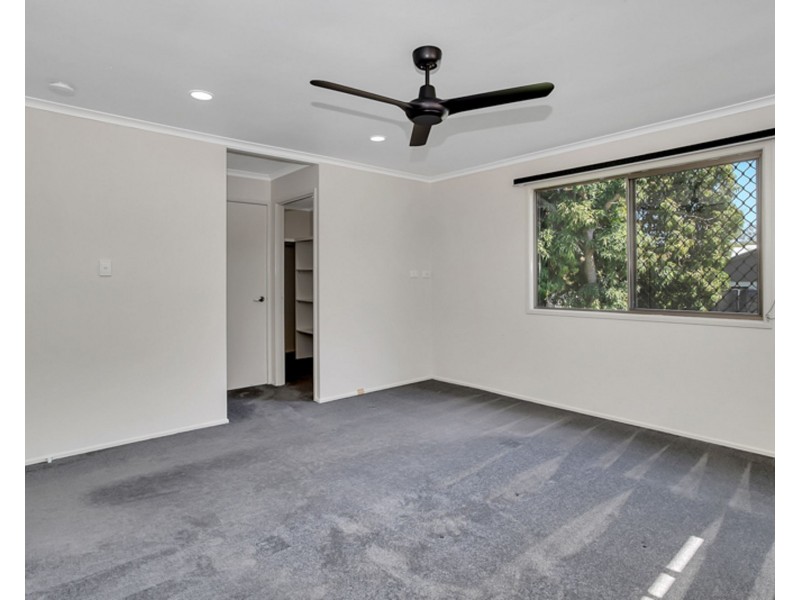 27 Maguire Street, Andergrove QLD 4740