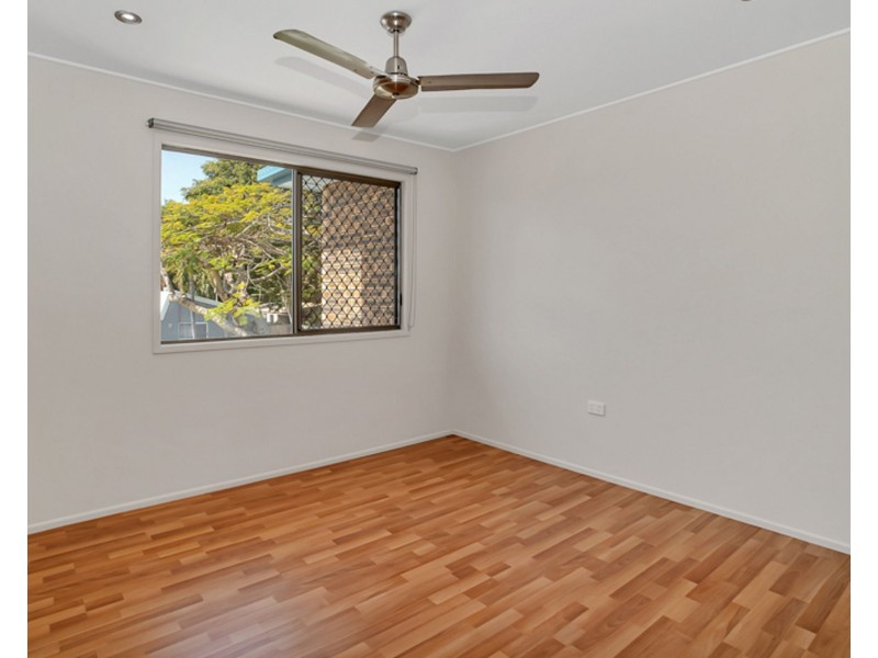 27 Maguire Street, Andergrove QLD 4740