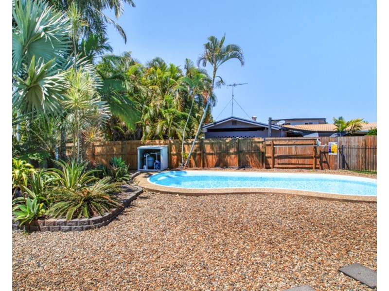 27 Maguire Street, Andergrove QLD 4740