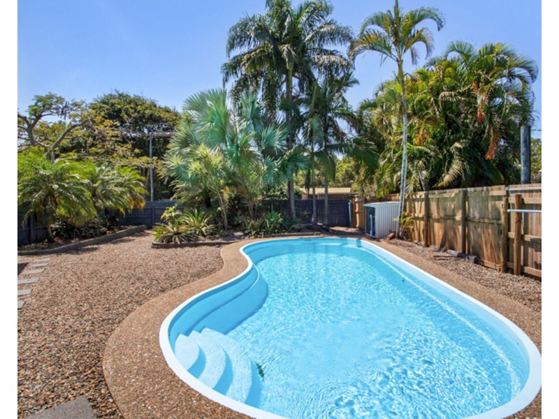27 Maguire Street, Andergrove QLD 4740