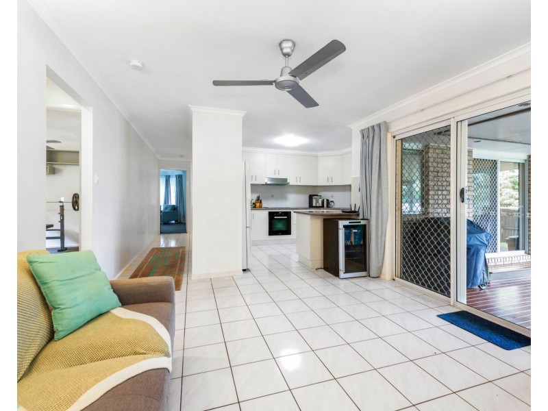 43 Cavanagh Drive, Blacks Beach QLD 4740