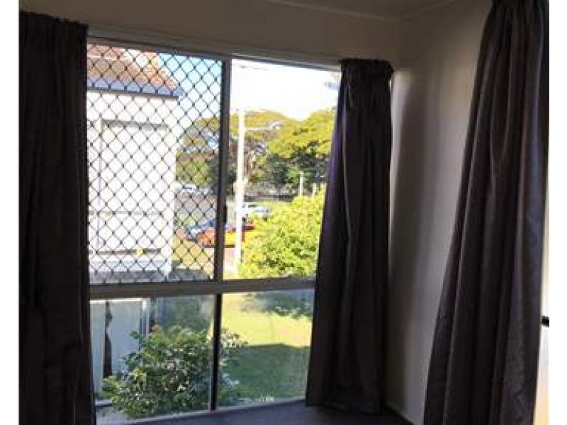 1/8 East Gordon Street, Mackay QLD 4740