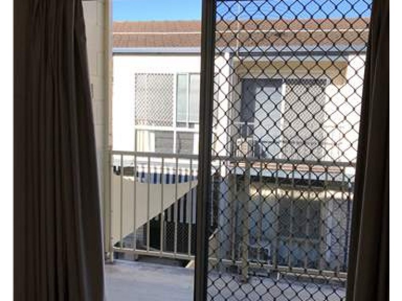 1/8 East Gordon Street, Mackay QLD 4740