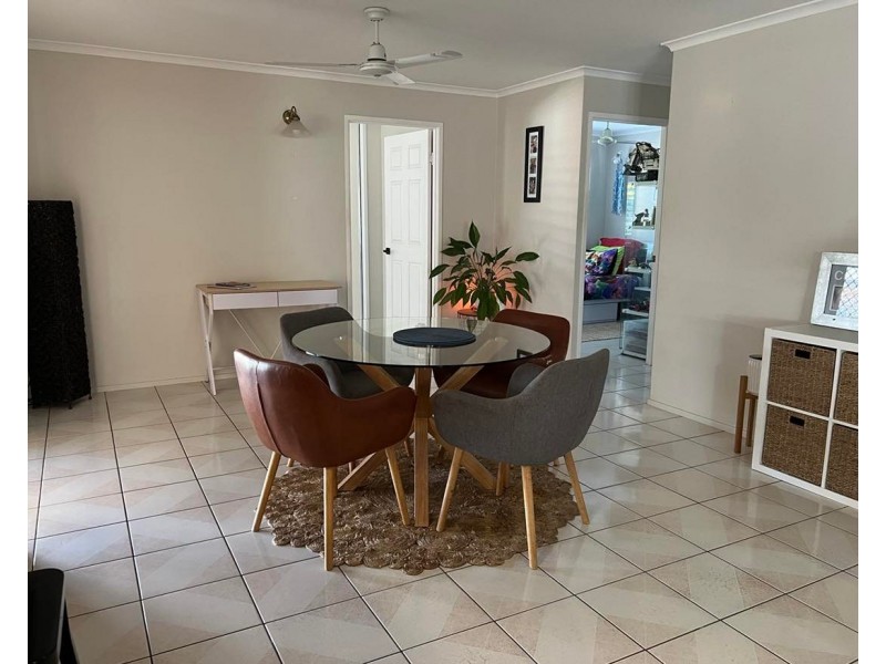 7 Hansen Dr, Ooralea QLD 4740