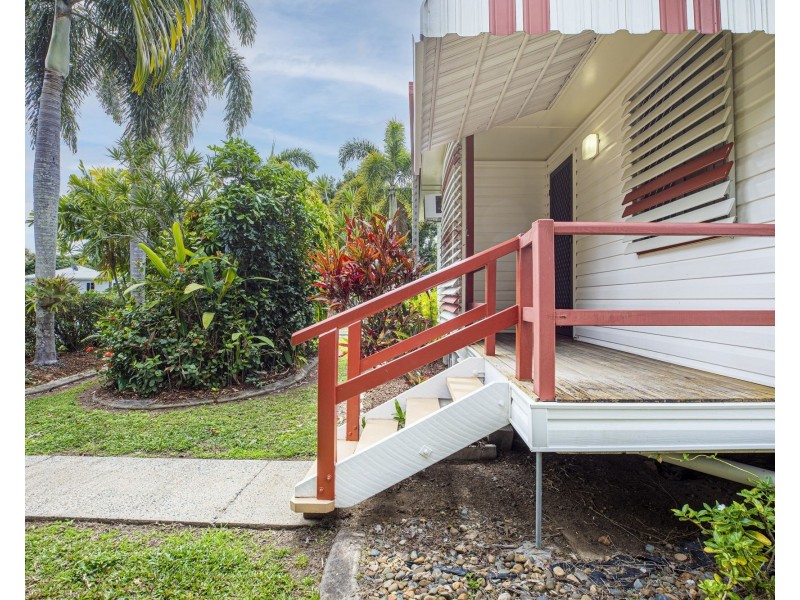 4 Elizabeth Street, North Mackay QLD 4740