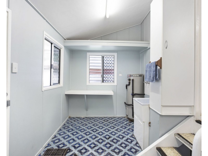 4 Elizabeth Street, North Mackay QLD 4740