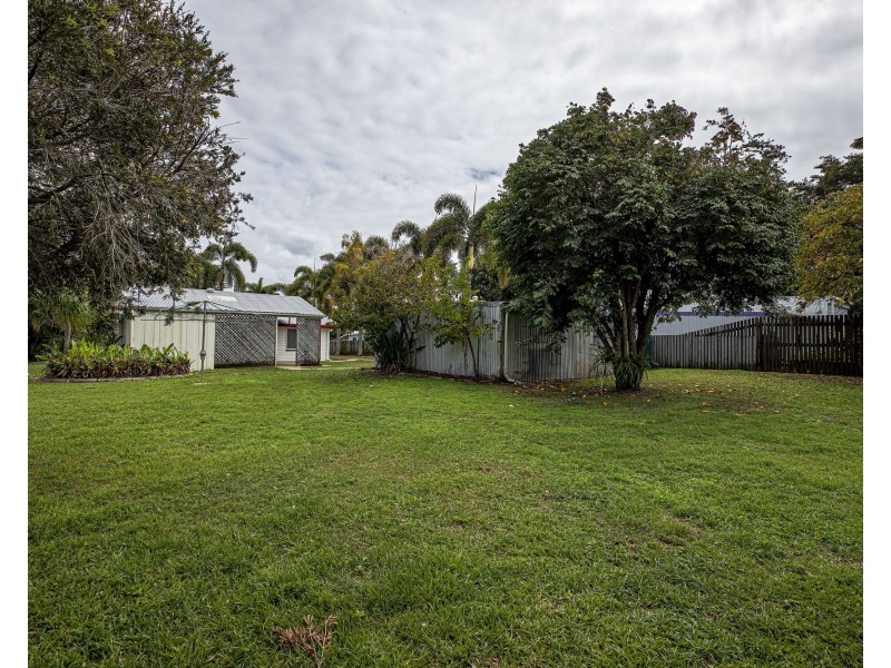 4 Elizabeth Street, North Mackay QLD 4740