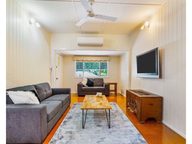 1 Burgess Street, North Mackay QLD 4740