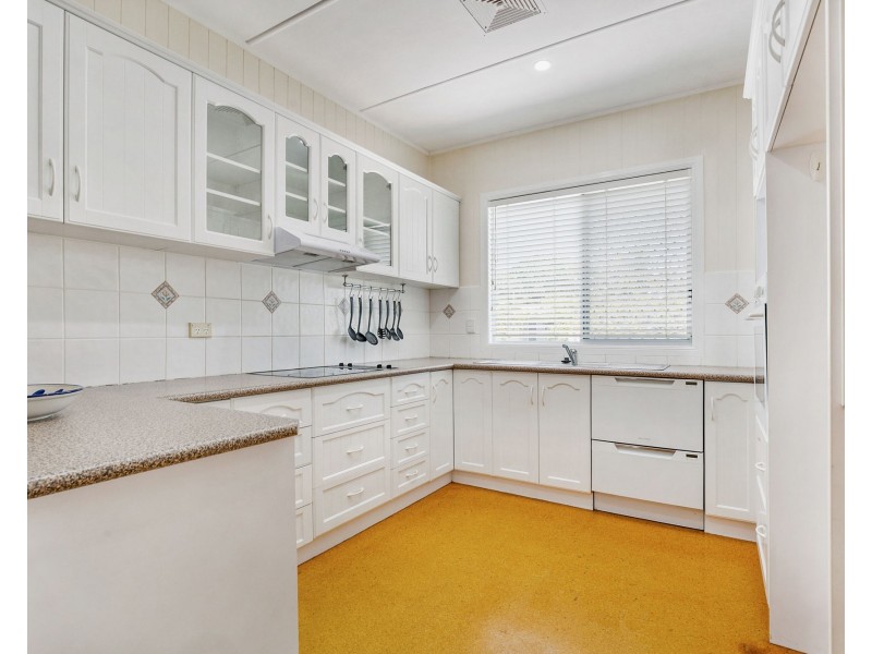 1 Burgess Street, North Mackay QLD 4740