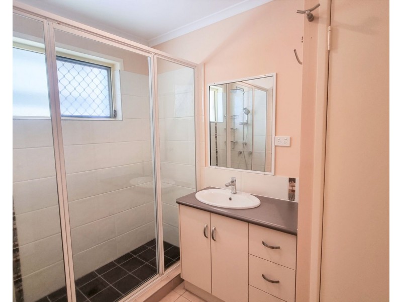 3/8 Kennedy Street, South Mackay QLD 4740