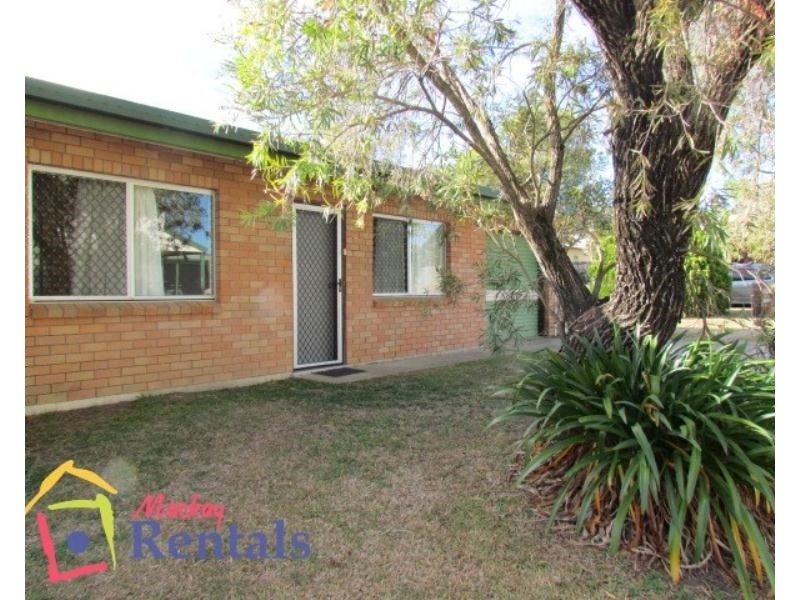 1/19 Meadow Street, North Mackay QLD 4740
