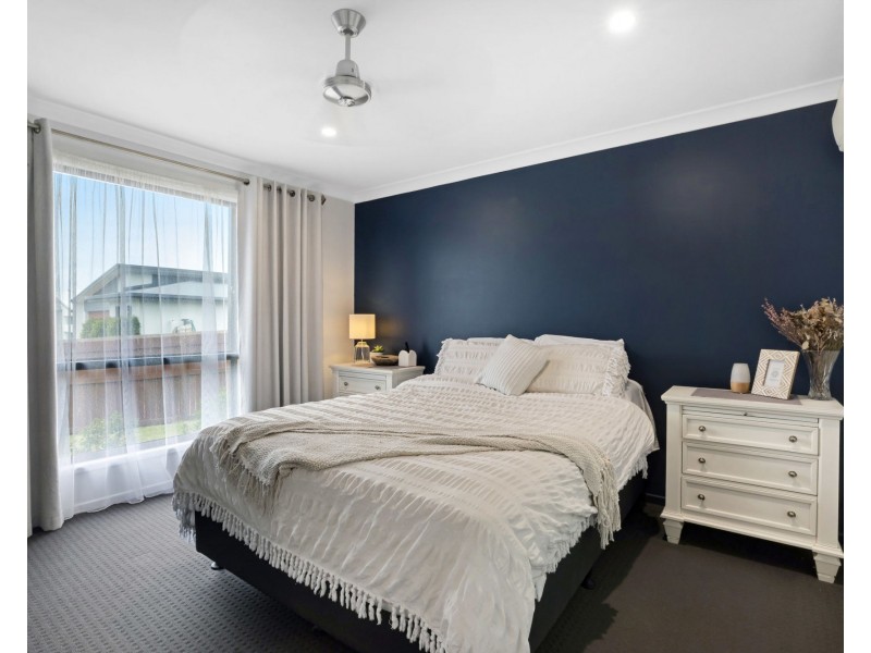 6 Tamron Drive, Mount Pleasant QLD 4740