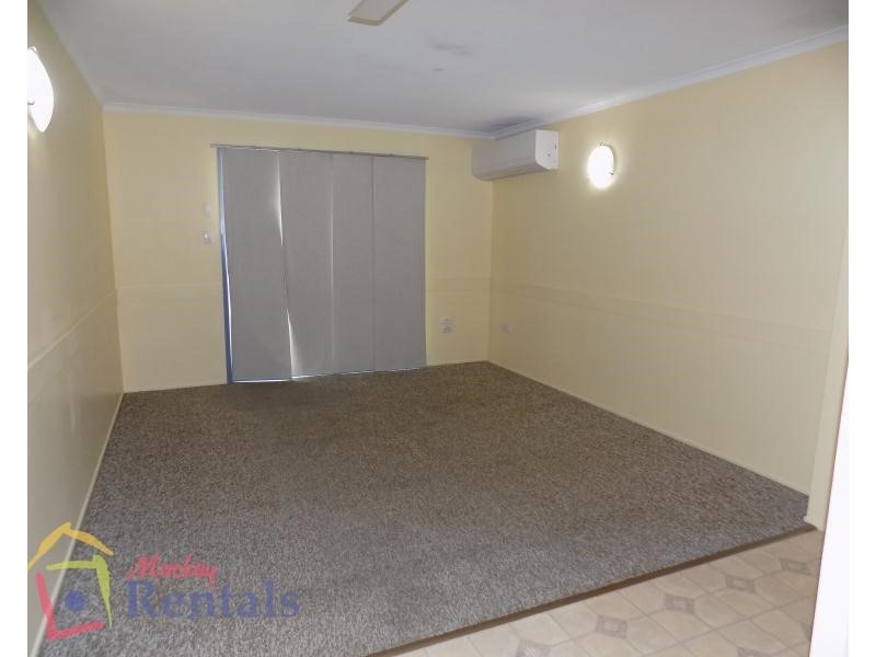 1/13 Michael Moohin Drive, Slade Point QLD 4740