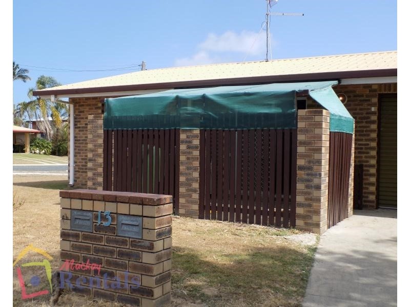 1/13 Michael Moohin Drive, Slade Point QLD 4740