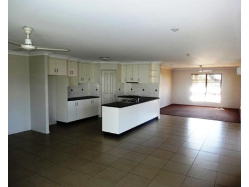 45 Manning Street, Rural View QLD 4740