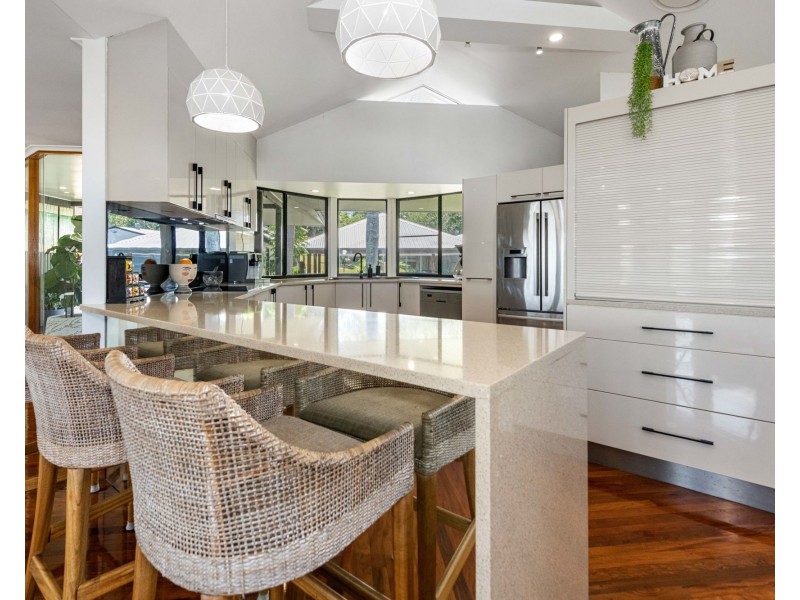 11 Rural View Drive, Rural View QLD 4740