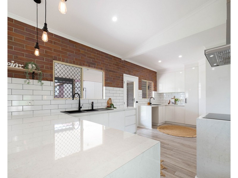 31 Mclaughlin Drive, Eimeo QLD 4740